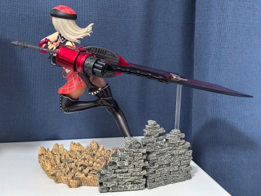 噬神者：爆裂 艾莉莎・伊莉妮琪娜・奥美拉