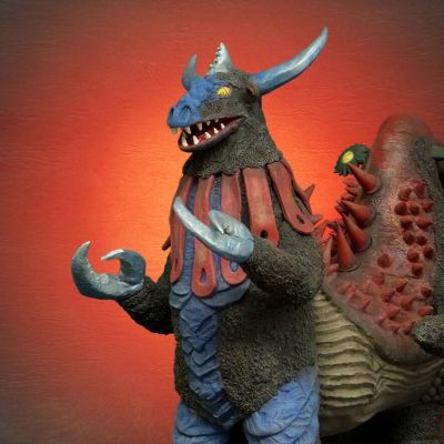 大怪兽系列 艾斯奥特曼 布洛肯 发光Ver.