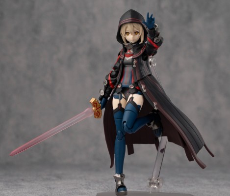 figma#582 命运-冠位指定 狂战士 /  谜之女主角X〔Alter〕