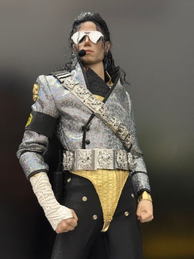 名人堂系列 迈克尔·杰克逊 收藏级可动人偶