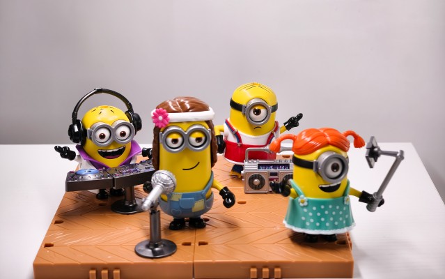 布鲁可积木人×小黄人 新品