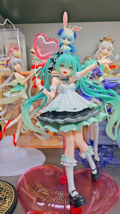 艺术家杰作+ 初音未来生日会2025  〜生日会造型〜