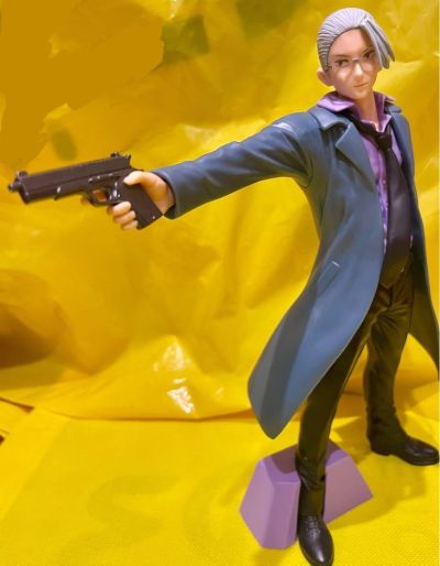 坂本日常 坂本太郎人偶-这位店长曾是传说中的杀手-