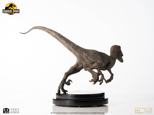 聪明女孩 1/8 比例青铜雕像