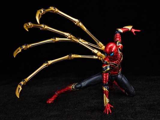 S.H.Figuarts  钢铁蜘蛛侠（蜘蛛侠：英雄无归）