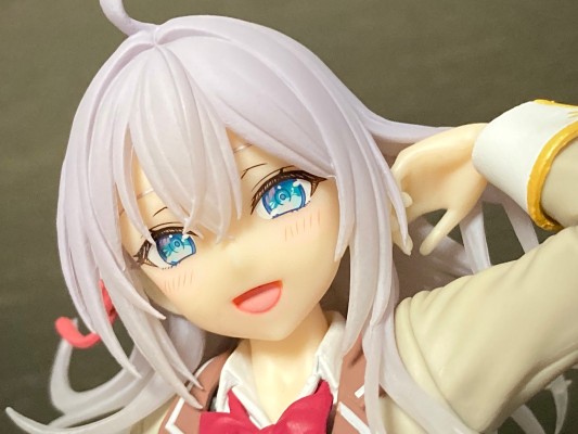 Coreful 不时用俄语小声说真心话的邻桌艾莉同学  艾莉~校服~