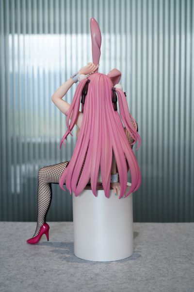B-style 色彩艳丽兔女郎