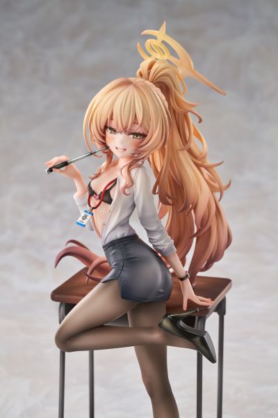 蔚蓝档案 笑面教授 课后辅导