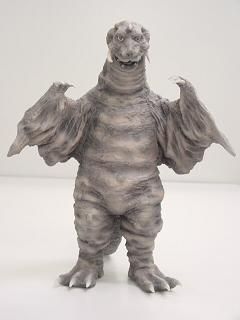 大怪兽系列 奥特Q编 奥特Q 超级限定盒 （哥美斯・卡内贡・哥罗・佩吉拉）