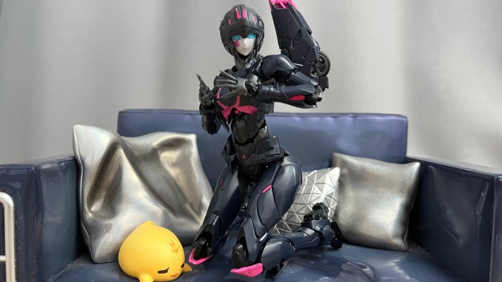 风雷模型 黑色阿尔茜