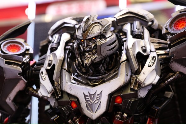 变形金刚AGE OF OVERLORD 霸王威震天