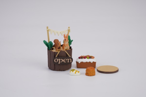 优美森林里的蛋糕店