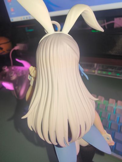 BiCute Bunnies 不时用俄语小声说真心话的邻桌艾莉同学 艾莉