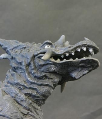 大怪兽系列 奥特Q 地底怪兽 巴格斯 黑白色版