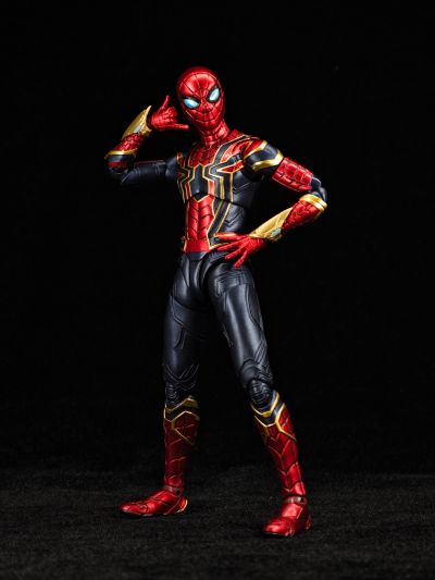 S.H.Figuarts  钢铁蜘蛛侠（蜘蛛侠：英雄无归）