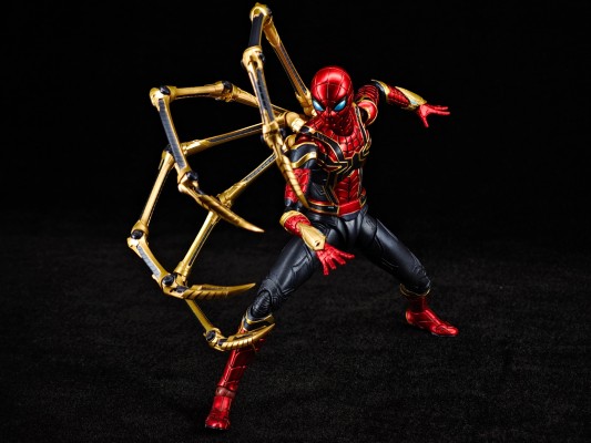 S.H.Figuarts  钢铁蜘蛛侠（蜘蛛侠：英雄无归）