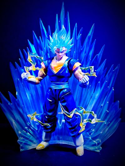 S.H.Figuarts 超级赛亚人之神超级赛亚人贝吉特-专属纪念款-