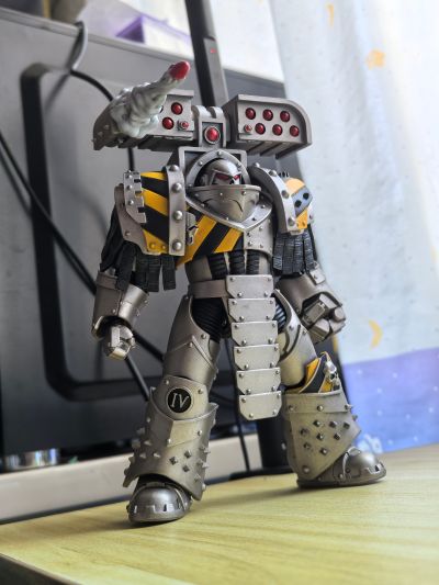 战锤：荷鲁斯之乱 钢铁勇士 配备火箭发射器的暴君攻城终结者