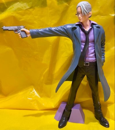 坂本日常 坂本太郎人偶-这位店长曾是传说中的杀手-