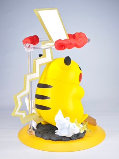 宝可梦闪耀瞬间系列 超极巨化皮卡丘