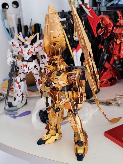 HGUC 1/144 独角兽高达3号机 菲尼克斯 (独角兽模式)( Narrative Ver.)[金色电镀]