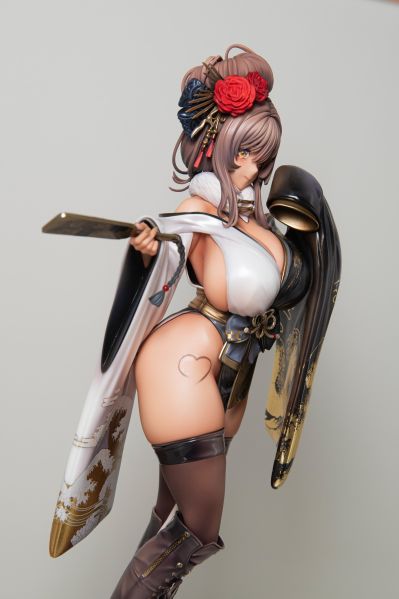 胜利女神：妮姬 诺亚尔：黑兔