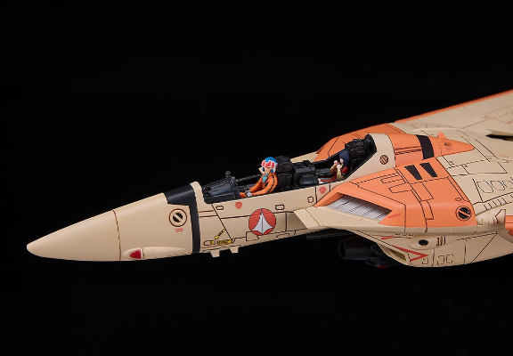 PLAMAX PX17 1/72 VF-1D 女武神