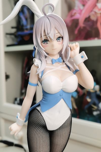 BiCute Bunnies 不时用俄语小声说真心话的邻桌艾莉同学 艾莉