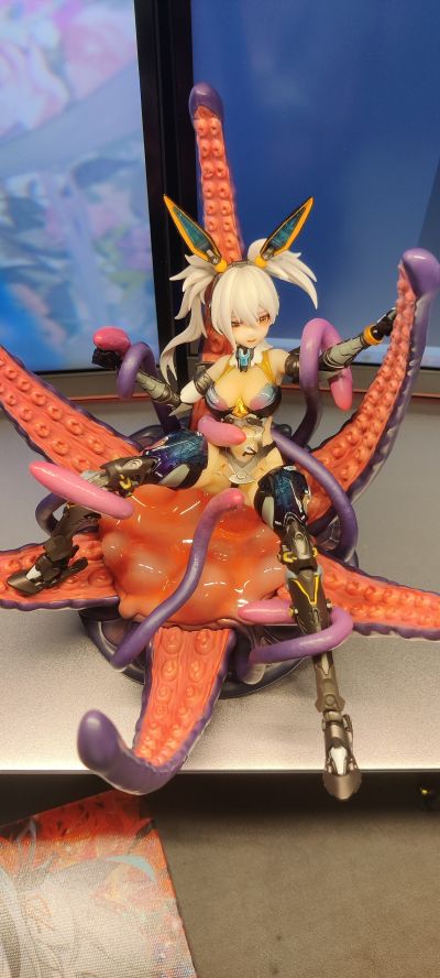 UBC-404 幼体&成体 可动触手地台