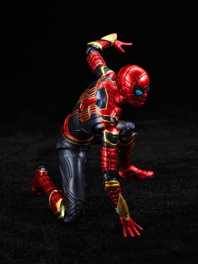 S.H.Figuarts  钢铁蜘蛛侠（蜘蛛侠：英雄无归）