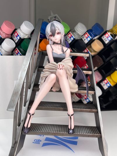 蔚蓝档案 鬼方佳代子 礼服