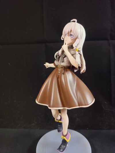 Trio-Try-iT 魔女之旅 伊蕾娜 棕色系穿搭