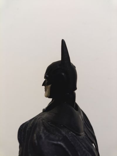 PLAY ARTS改 蝙蝠侠：阿卡姆疯人院 蝙蝠侠（黑白配色）