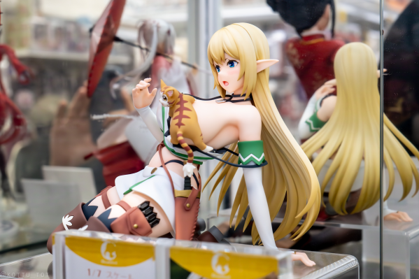 爱莉亚 与 球球