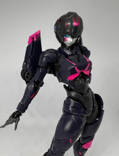 风雷模型 黑色阿尔茜