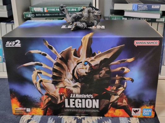 S.H.MonsterArts 雷吉翁