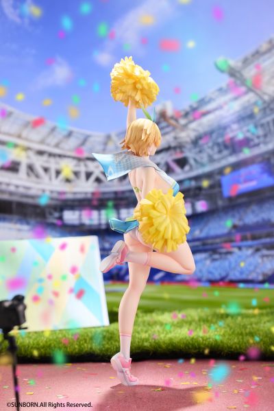 妮基塔：骄阳般起舞