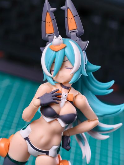 女神装置 PUNI★MOFU 狼