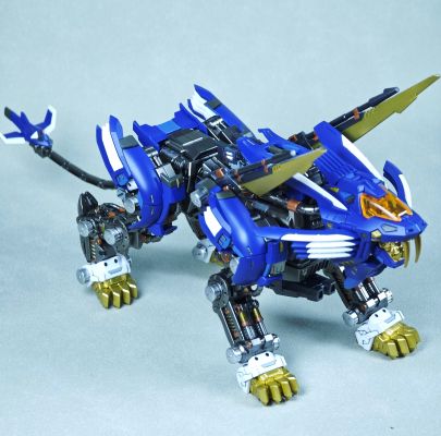 REALIZE MODEL 索斯机兽  RMZ-02 咆哮虐杀龙