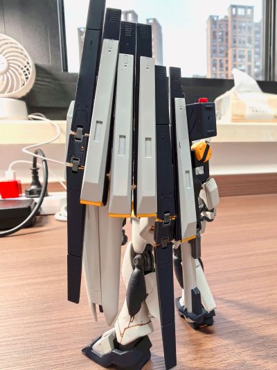 EXTENDED MS In Action ν（ニュー）高达