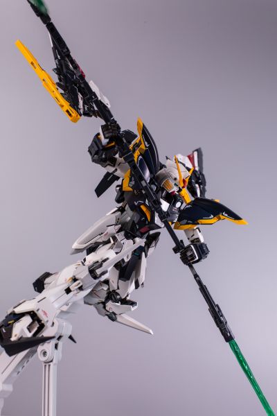 GFFMC 死神高达（无尽的华尔兹版） 果蝠装备