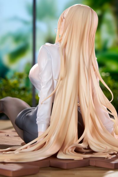 碧蓝航线 怨仇 办公室的“意外”1/7比例手办