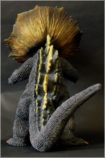 大怪兽系列 奥特曼篇 卷领恐龙 吉拉斯