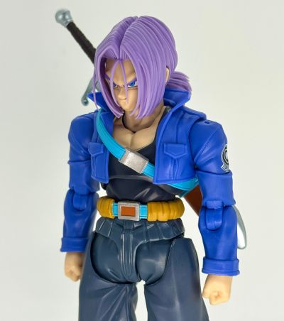 S.H.Figuarts 龙珠Z 超级赛亚人特兰克斯-来自未来的少年-
