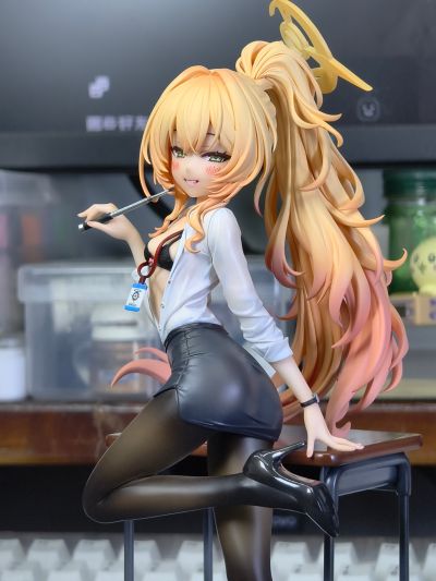 蔚蓝档案 笑面教授 课后辅导