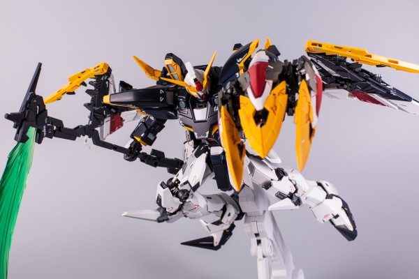 GFFMC 死神高达（无尽的华尔兹版） 果蝠装备