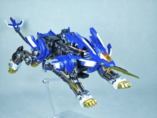 REALIZE MODEL 索斯机兽  RMZ-02 咆哮虐杀龙