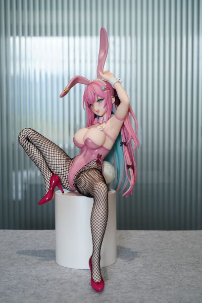 B-style 色彩艳丽兔女郎