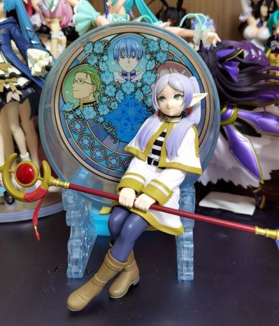 葬送的芙莉莲 玻璃屏风珍藏人偶-芙莉莲（待检资料）