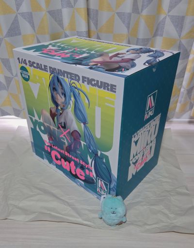 初音未来×米山舞 The Latest Street Style 